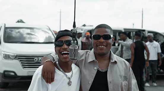 Tyler ICU - Ebasini Wav.files ft. Leemckrazy, Tman Xpress, Ceeka RSA,Visca, AL Xapo, Sjavas DaDeejay